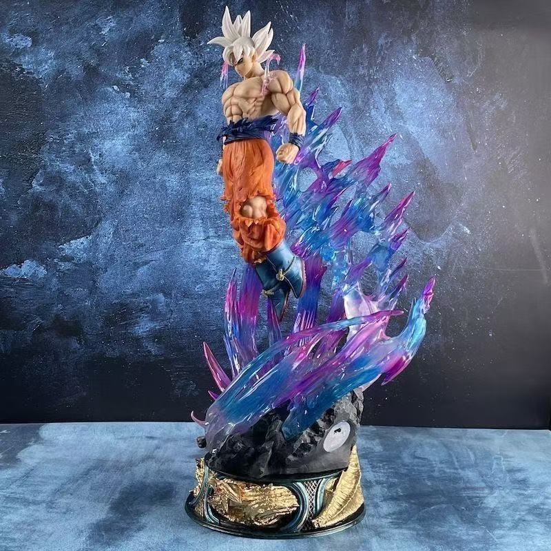 Dragon Ball Ultra Instinct Goku Figure