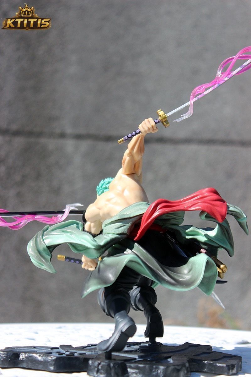 One Piece Roronoa Zoro Figure – Pirate Hunter 3-Sword Statue