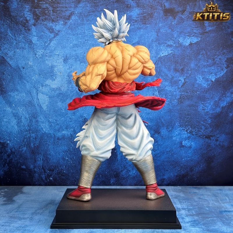 Dragon Ball Broly Legendary Super Saiyan Figure